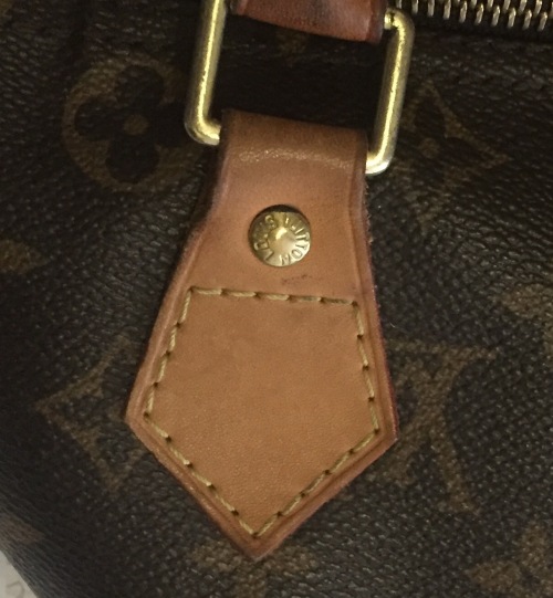 Got my speedy back from LV. New pull tab 💕 i dont mind the difference in  color, in fact, it made me appreciate the patina more and how nice it looks  for